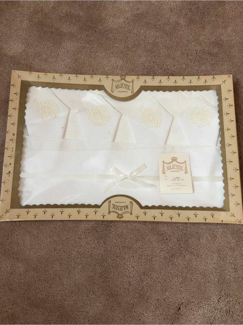 VINTAGE Creations White Embroidered 8-Piece Placemat & Napkin Set